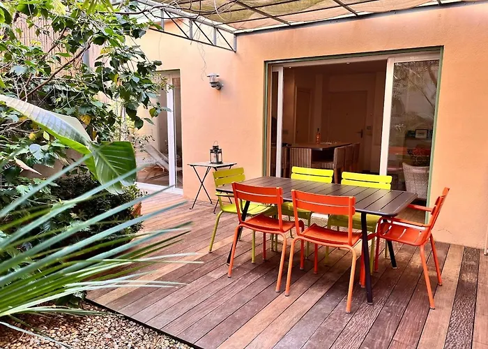 Un Patio A *